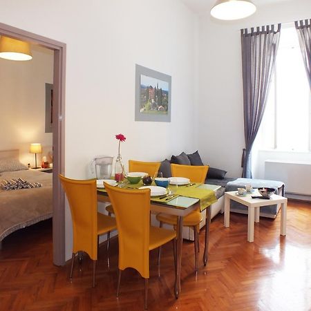 Apartman Draguc พูลา ภายนอก รูปภาพ